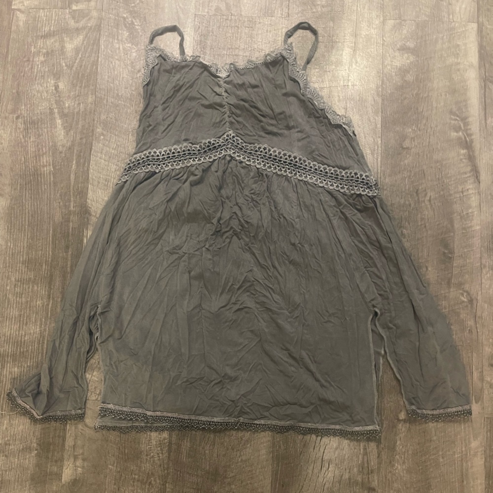 POL tank top with slits on the side, see-through lace size medium